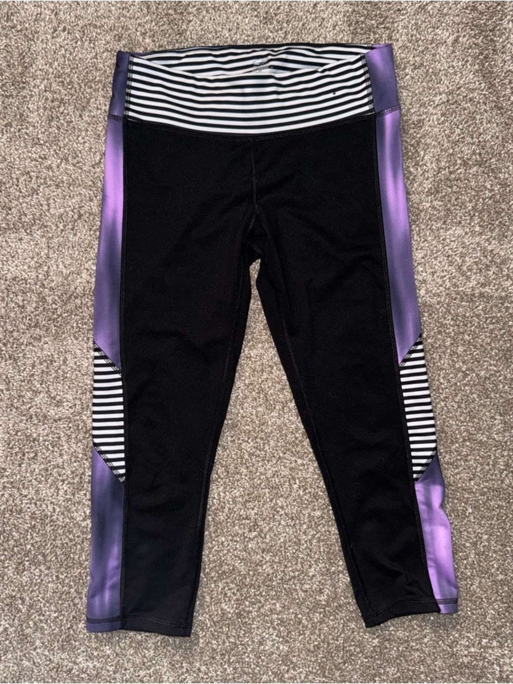 Women's black and purple C9 by Champion striped Capri leggings